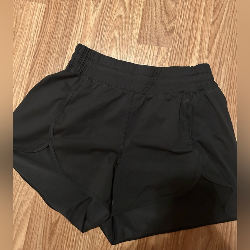 Black lulu lemon shorts size 4 (but fit like a size 2)